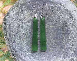 NZ Greenstone Small Roimata Earrings (BB182) Kawakawa Pounamu