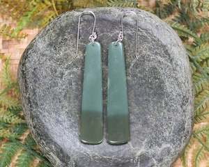 NZ Greenstone Medium Roimata Earrings (AW417) Inanga Pounamu