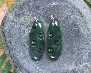 NZ Greenstone Small Roimata with Koru Earrings (AX836) Kawakawa Pounamu