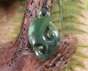 NZ Greenstone Medium Koru Twist Pendant (BA204) Rimu Pounamu