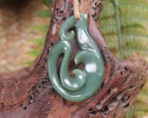 NZ Greenstone Small Koru Pendant (BA209) Inanga Pounamu