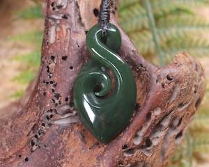 NZ Greenstone Small Koru Twist Pendant (BA709) Kawakawa Pounamu