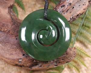 NZ Greenstone Large Koru Pendant (BA329) Kawakawa Pounamu