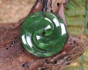 NZ Greenstone Medium Koru Pendant (BA322) Kawakawa Pounamu