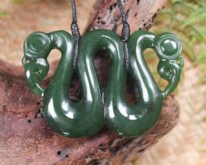 NZ Greenstone Large Pekapeka Pendant (AX511) Kawakawa Pounamu