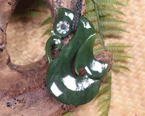 NZ Greenstone Large Manaia Pendant (AQ859) Kawakawa Pounamu