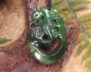 NZ Greenstone Medium Manaia Pendant (BB071) Hapopo Pounamu