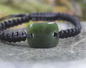 NZ Greenstone Adjustable Cord Bracelet (BA573) Kawakawa Pounamu