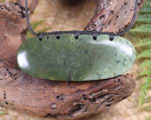 NZ Greenstone Large Shield or Breastplate (AZ830) Rimu Pounamu