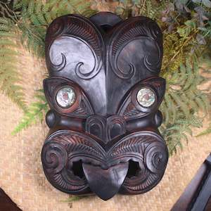 NZ Wood Wheku Mask Sculpture (BA985)