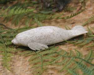 NZ Whale Bone Seal Sculpture (AT894) NZ SALE ONLY