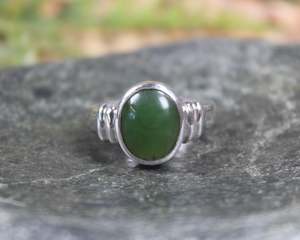 Jewellery: NZ Greenstone Sterling Silver S7 (AX903) Kawakawa Pounamu