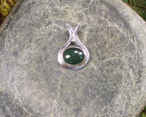 Nz Greenstone Small Sterling Silver Pendant (z005) Kawakawa Pounamu