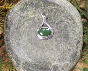 NZ GREENSTONE MEDIUM STERLING SILVER PENDANT (X994) HAPOPO POUNAMU