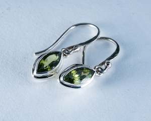 Peridot Sterling Silver Earrings (AZ087)