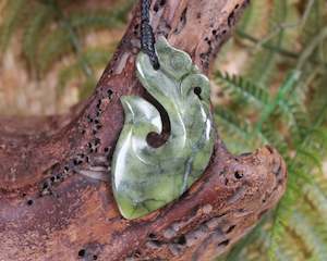 NZ Serpentine Medium Manaia Pendant (AT618) at SPECIAL PRICE