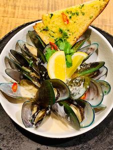 Restaurant: Vietnamese Style Mussels