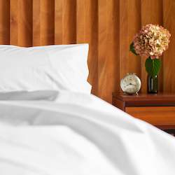 The Hotel Sheet: The Classic Hotel Sheet: Flat Set