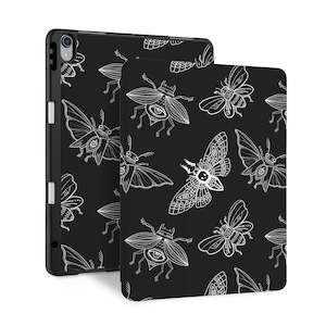 iPad Trifold Case - Animal Skeleton