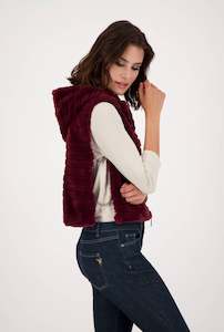 Monari Hooded Vest with Side Chains - Berry Wine