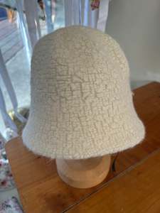 Head Start Boucle Bucket Hat - Ecru Off White