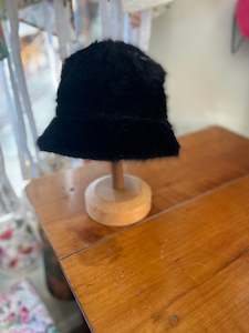 Gift: Head Start Boucle Bucket Hat - Black