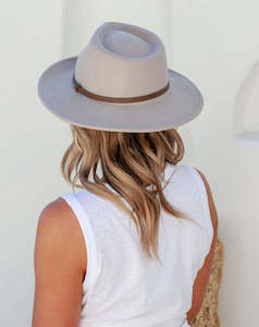 Free Spirit Panama Hat - Stone/Brown Band