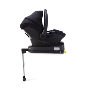 Baby wear: Silver Cross Simplicity Plus Capsule with ISOFIX Base