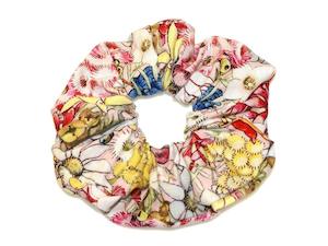 GOODIE GUMDROPS MAY GIBBS MAY'S GARDEN SCRUNCHIE - PINK & BRIGHT FLORAL