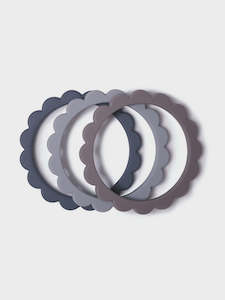 MUSHIE - SILICONE TEETHING BRACELET - STEEL DOVE GREY STONE