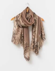 Linen - household: Snake w/Tan Square Scarf