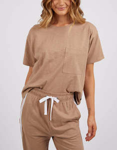 Womens Short Sleeve Tops: FOXWOOD POWER TEE - MOCHA