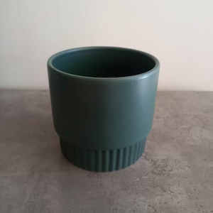 Forest Green Ceramic Pot M 14cm - The Little Things