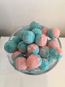 Gluten Free: Mega Sour Bubblegum