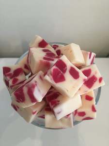 Raspberry Nougat