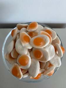 Gummy: Fried Eggs