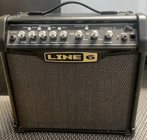 Electric Guitar Amps: Line 6 - Spider IV 15 Amplifier - Second Hand