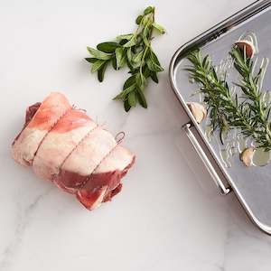 Rolled Lamb Shoulder (850g)