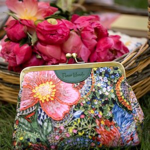 Fleur Woods Small Clutch Purse: Rose