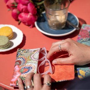 Fleur Woods Glasses Case: Flora