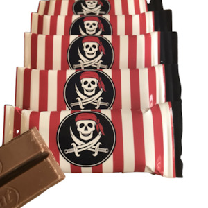 Internet only: PIRATE MINI KIT KAT BARS