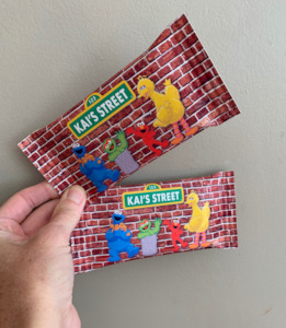 SESAME STREET KIT KATS