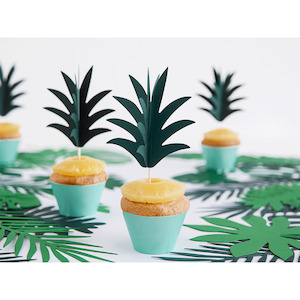 Internet only: Pineapple Leaves Cupcake Topper