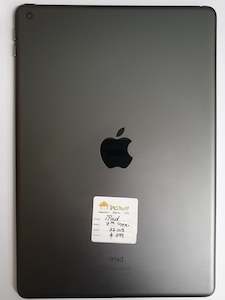 iPad 7th Gen 32 GB, Pre-owned iPad