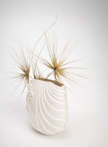 Art gallery: XL Deco Vase - White and Gold Flowers