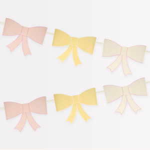 3D Paper Bow Garland