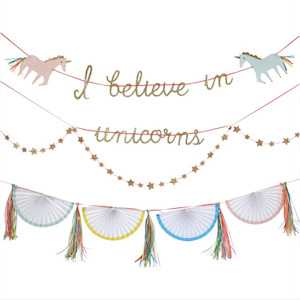 I Believe In Unicorns Garland