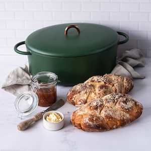 Firra Cast Iron Dutch Oven