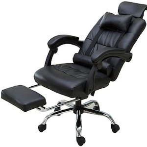 Office Chair with Footrest