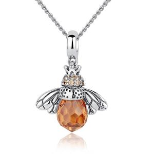 Jewellery: Bee Pendant Necklace